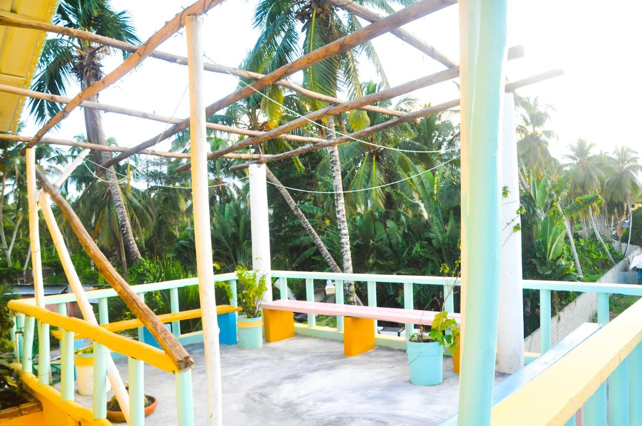 Casa Delfin Guest House 라스테레나스 외부 사진